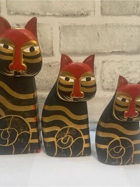 Hand-Painted Wooden Cat Figurines – Laurel Burch Style – Folk Art Set of 3. Used